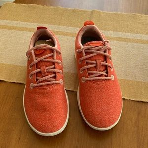 Allbirds sneaker wool runner, brand new salmon color, never worn, size 10 mens